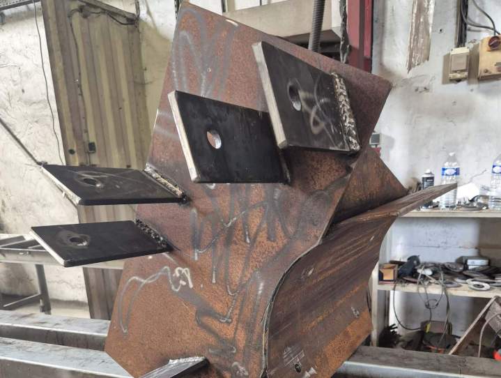 Travail des métaux en feuilles Martigues