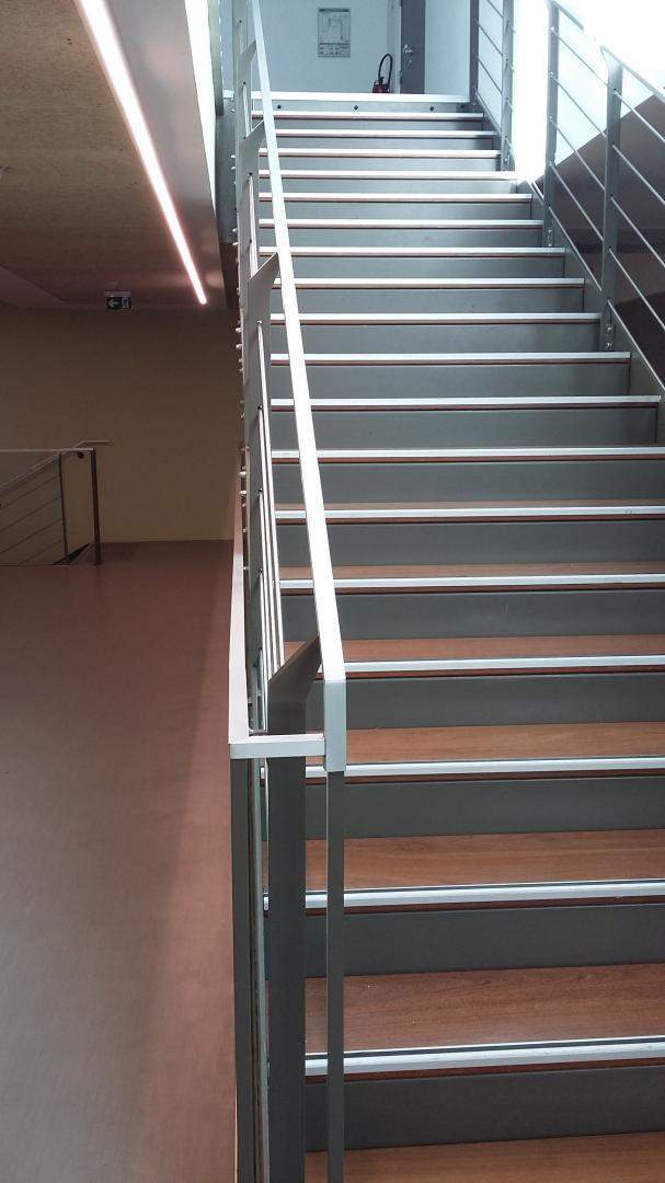 Pose d’escalier moderne Martigues